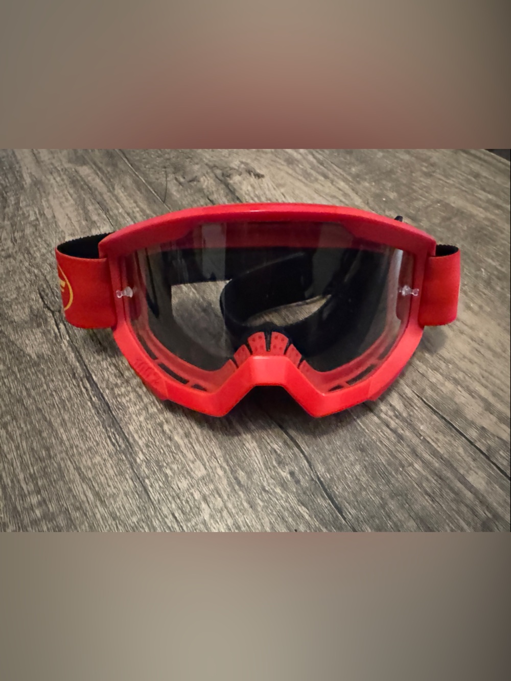 Red Protective VR/AR Goggles with Clear Lens